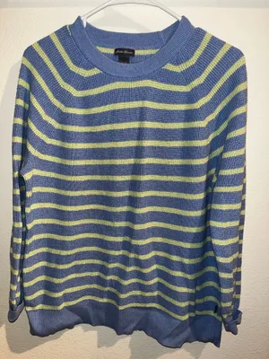 Eddie Bauer Women’s Sweater thumbnail 1