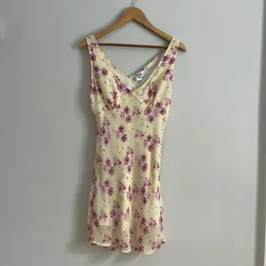 Princess Polly floral dress thumbnail 2