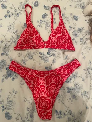 SHEIN pink and red floral bikini thumbnail 1