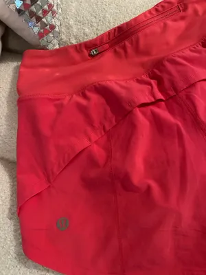 Hot pink Lululemon High-Rise Shorts thumbnail 5