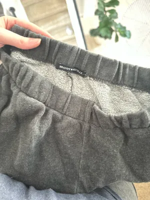 Brandy Melville Joggers Grey thumbnail 2