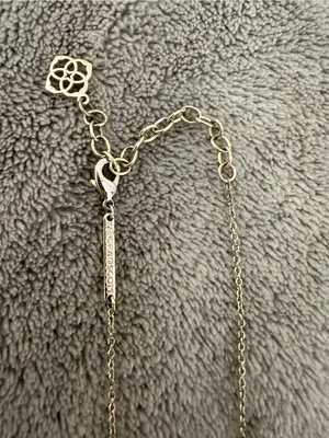 Kendra Scott Ari Heart Pendant Necklace features a unique watercolor in gold thumbnail 3