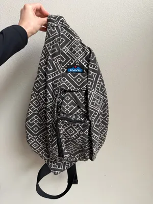 Kavu Rope Collection Geometric Dark Gray and White Sling adjustable Backpack Bag thumbnail 2