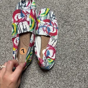 Toms Women’s thumbnail 2