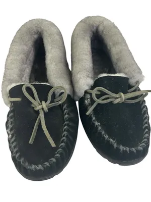 LL Bean Wicked Good Moccasins Black 8M hard sole fur lined thumbnail 1