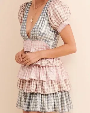Pink Size 4 thumbnail 1