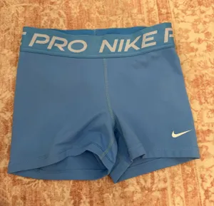 Nike Pro Shorts thumbnail 1