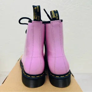 Dr. Martens New  1460 w leather Boots thumbnail 3