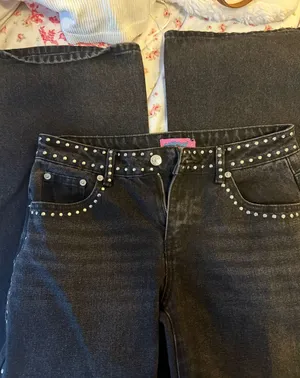 Edikted Jeans thumbnail 1