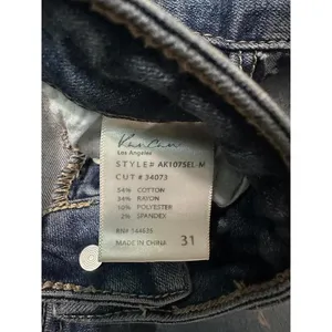 KanCan medium wash high-rise button fly cropped jeans Size 31 thumbnail 6