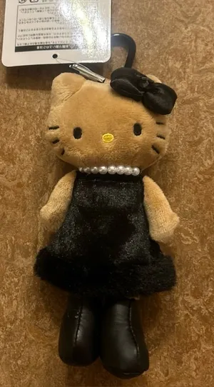 Sanrio Hello Kitty Long Legged Style with Pearl Necklace Plush Keychain Tan thumbnail 1