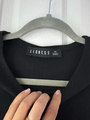 Lioness black dress  thumbnail 3