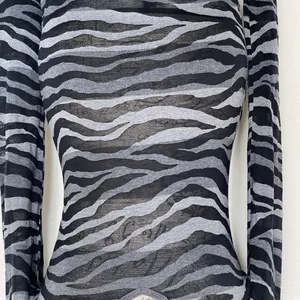 Express Blouse Long Sleeve Animal Print Small thumbnail 5