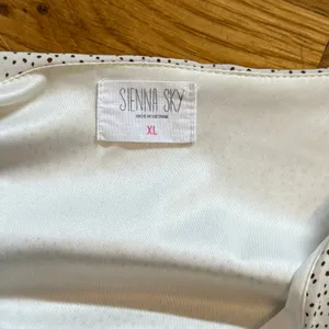 Sienna Sky Women’s XL White Brown Polka Dot V-neck Short Sleeve dress Pockets thumbnail 9