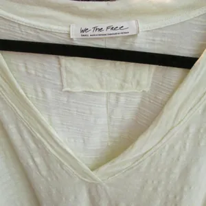 We The Free Oversized Distressed Top - Size Small thumbnail 3