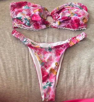 SheIn floral bikini thumbnail 1