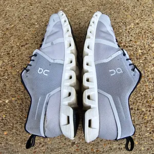On Cloud 5 Waterproof Women Size 10 Running Shoes Gray Black Activewear Walking thumbnail 6