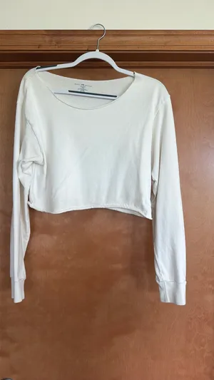 Brandy Melville Top Crop White Long Sleeve thumbnail 2