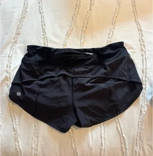 Lululemon Speed Up Shorts 2.5" thumbnail 2