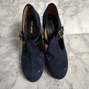 Re-Mix Vintage Footwear Cloche‎ T-straps in Navy Suede/Black Patent, Size 6 thumbnail 13