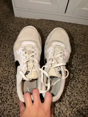 Women’s Nike Air Max Shoes thumbnail 7