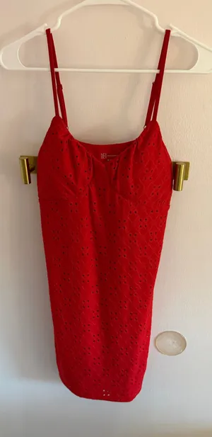 Red dress Size M thumbnail 1