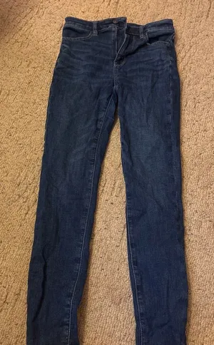 American Eagle Jeans thumbnail 1