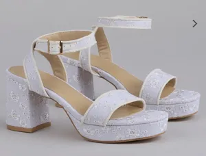 Windsor NWT white platform block heels thumbnail 1