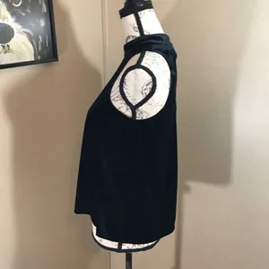 Abercrombie and Fitch Black Sleeveless Blouse Small thumbnail 5