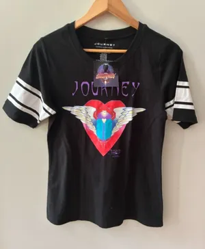 Journey Women’s Large NWT Graphic Band T-Shirt Black Striped Sleeve Rock Tee thumbnail 1