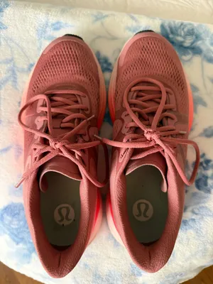 Lululemon Tennis Shoes thumbnail 2