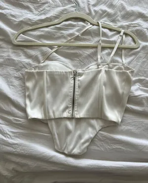 White Satin Bustier Corset Size M thumbnail 2