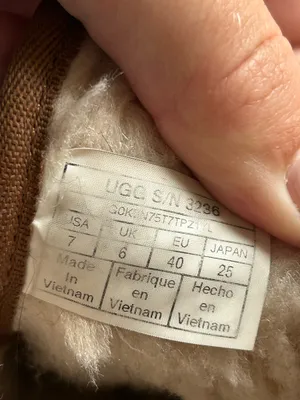 UGG Boots thumbnail 5