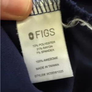 FIGS Navy Blue Technical Collection Hoodie Front Pocket V-Neck Scrub Top XS thumbnail 2