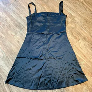 Elegant Black Satin Dress thumbnail 2