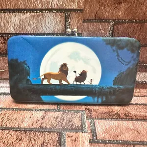 Disney Women’s Lion King Themed Wallet thumbnail 2