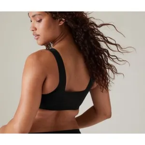 New Athleta M Ritual Pull On Sports Bra Women's Medium Cup D-DD Black thumbnail 2
