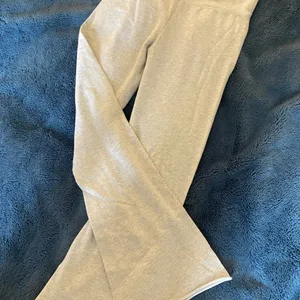Brandy Melville Gray Leggings thumbnail 4