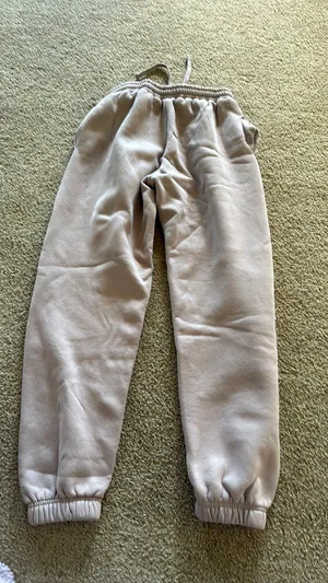 White fox sweat pants thumbnail 3