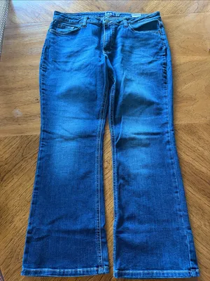 Lee Regular Bootcut Mid Rise Jeans thumbnail 5