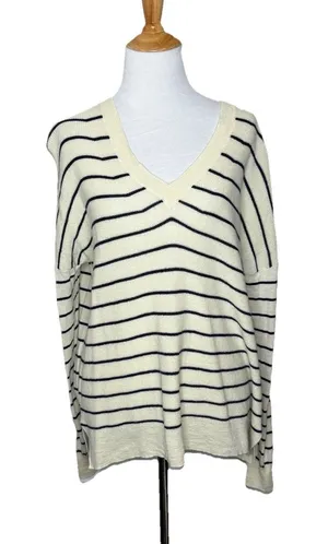 J Crew Cream Black Striped V Neck Sweater Size Medium Womens Wool Blend thumbnail 1