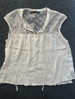Zara Elegant White Lace Women's Top, Size M thumbnail 1