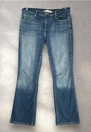 Levi's 515 Bootcut Jeans Women's 8 W30 L27 Blue Denim Flared Coastal Cowgirl Y2K thumbnail 1