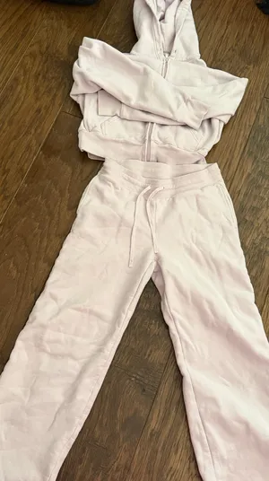 Aritzia sweat set thumbnail 1