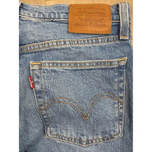 Levis Premium Wedgie Straight Jeans Womens 26 Blue High Rise Button Fly Denim thumbnail 9
