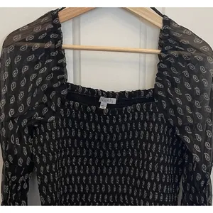 Patrons of Peace Womens L Cropped‎ Black Paisley Smocked Sheer Puff Long Sleeve thumbnail 2