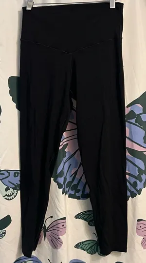 Aerie Offline Black 7/8 Leggings thumbnail 1