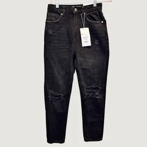 2030 | NWT Bershka Distressed Grunge‎ High Waist Mom Jeans Black Womens Size 00 thumbnail 2