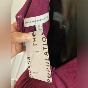 NWT Dress the Population Alicia Dress Burgundy – Size Medium thumbnail 9