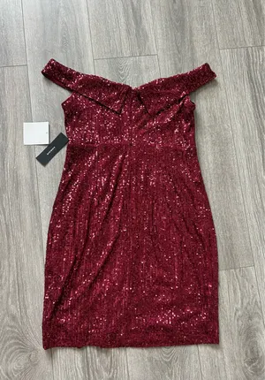 New Lulus Once in a Lifetime Wine Red Sequin Off-Shoulder Mini Dress MSRP $74 thumbnail 8